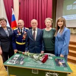 photo_5283233958395054867_y