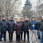 photo_5305735549756836701_y