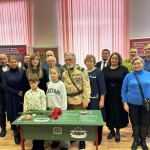 photo_5224299409296790718_y